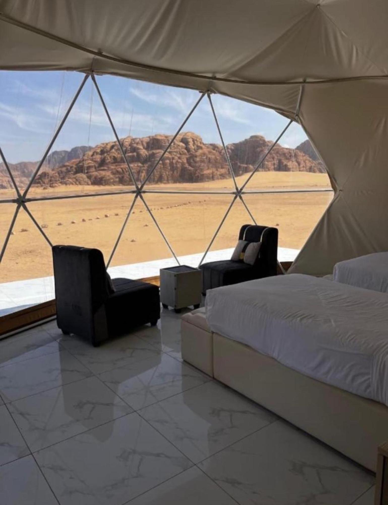وادي رم Julia Rum Luxury Camp المظهر الخارجي الصورة