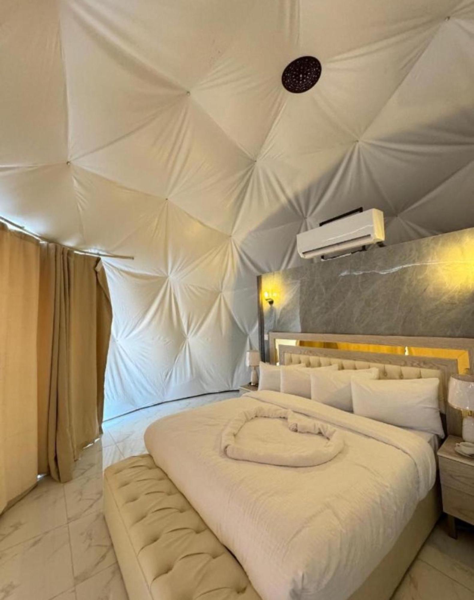 وادي رم Julia Rum Luxury Camp المظهر الخارجي الصورة