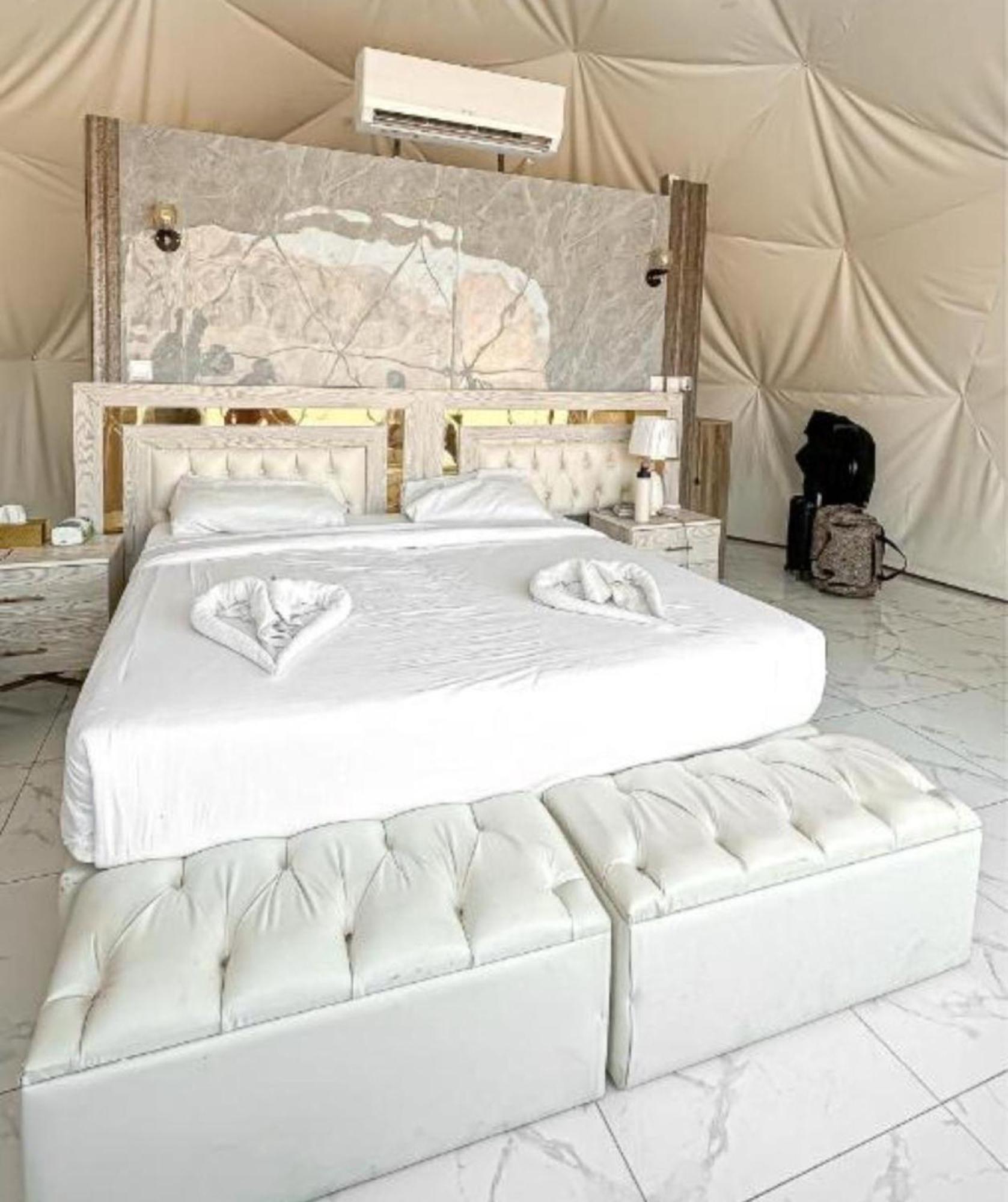 وادي رم Julia Rum Luxury Camp المظهر الخارجي الصورة